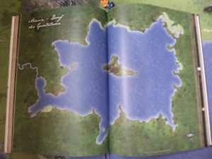 Sehr weit in die Landkarte hineingezoomt: Auf dieser Karte der Region sind bereits Hausdächer einer Siedlung zu erkennen.